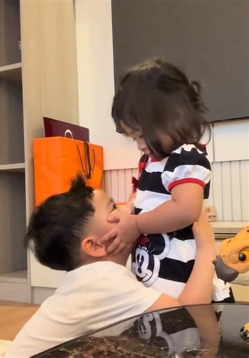 Discover Princess Lily's Sweet Moments with Rayyanza