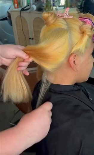 1.3M views · 20K reactions | The Bubble Technique 﫧 using all #bubbletechnique #pulpriotisthepaint #FlexEveryAngle | taylorpaschalcosmo | Facebook