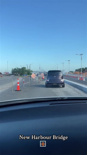 Exploring New Harbour Bridge: London Bridge Look-Alike