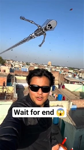 AGAR AAJ DELHI DARR GAYA TOH GALTI MERI HAI 😭👻 | Giant Skeleton Kite 😱🪁