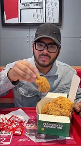 KFC ₹399 BUCKET COMPARISON | ANNIVERSARY BUY 1 GET 1 FREE VS WEDNESDAY 15PCS CHICKEN BUCKET REVIEW