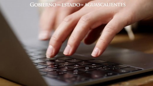 YA PUEDES RENOVAR TU LICENCIA DE MANEJO EN LÍNEA📱👨🏻‍💻 Con el objetivo de optimizar el acceso a trámites y servicios gubernamentales, ahora ya es posible realizar en línea la renovación de tu licencia de conducir, solo tienes que ingresar al Expediente Digital en la página https://expedientedigital.aguascalientes.gob.mx/expediente/ui/ciudadano/Login.aspx, y seguir las instrucciones. Después, vincula tu licencia en la aplicación Aguascalientes Digital para tenerla en tu celular. #ElGiganteDeMé