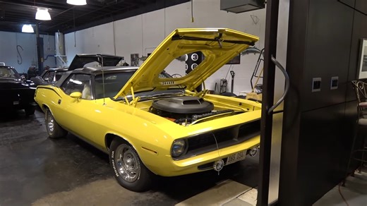 The Chicago Cuda Club Hides Hemi Cuda Ragtops, Winged Warriors, and a 1-of-1 Cuda 440–6