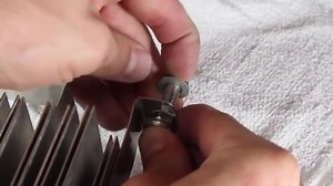 How to Turn Water into Fuel by Building This DIY Oxyhydrogen Generator