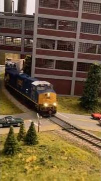 HO SCALE CSX FREIGHT TRAIN #youtubeshorts #csx #csxrailroad #csxtrain #hoscale #hoscaletrains #train
