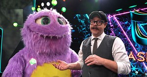 Han gör Masked Singers masker