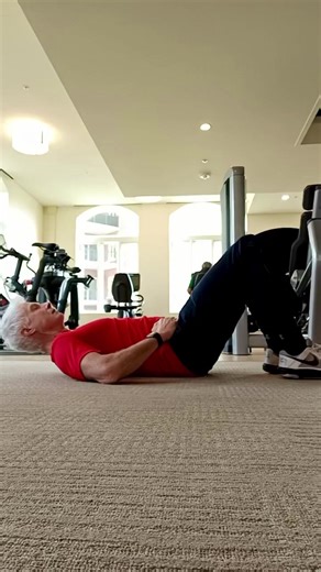 “The Dying Bug” is a core exercise gaining popularity. It was even highlighted in last Sunday’s New York Times. If you haven’t heard of it, it’s designed to eliminate and prevent low back pain by strengthening the muscles designed for postural support, the glutes, and the three concentric cylindrical muscles located behind your navel. This is used by trainers of professional athletes to develop core strength. — To perform it (progression) — 1. Lie on your back with your knees bent at approximate