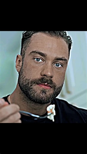 CBUM: A Day in the Life of a Legend