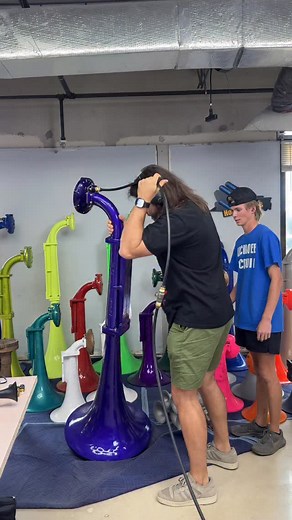 2.5M views · 3.6K reactions | Casual day in the studio, blasting the loudest horns in the world! @mattfromhornblasters #hornblasters #choochoo #hbfam #horns #carhorns #battleship #truckhorn #ford #chevy #dodge #ram #cummins #duramax #powerstroke #superduty #car #truck #trucks #suv #km85 #shiphorn #florida #huge #spongebob | HornBlasters.com | Facebook