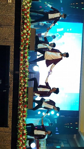 𝙅𝙀𝘼𝙉𝙎 𝘽𝙊𝙔𝙎 💥 | Vaaya En Verra❤🦋 . . . . . #vhnsncollege #jeansboysvhnsnc #vaayaenveera #lovedance #coupledance #dancefloor | Instagram