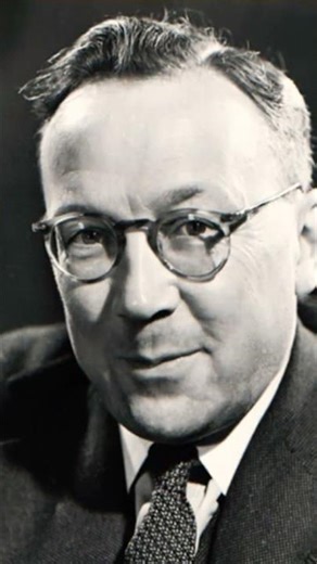 RADAR is first demonstrated by Robert Watson-Watt in England. #technology #viralshort