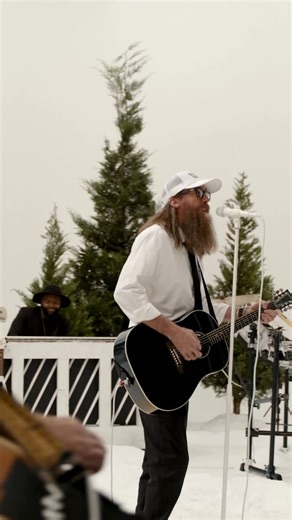 Crowder on Instagram: "Psalm 145:2 - “Every day I will praise you and extol your name for ever and ever.” 🙌"