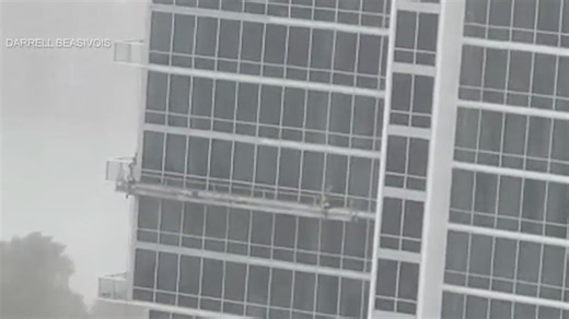 2 window washers escape Orlando high-rise platform during dangerous, severe storm