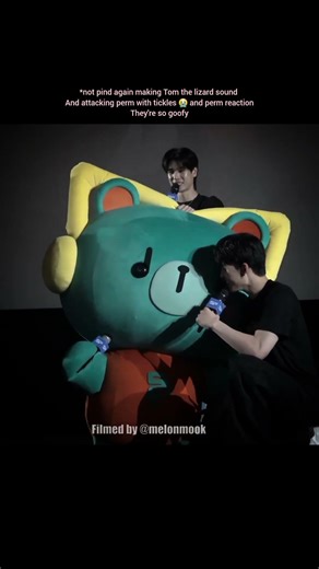 😭perm spilling phu being boss of the house and pond downbadism is obvious a lot #pondphuwin