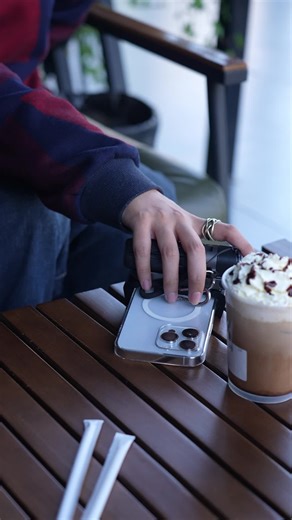 Ultimate Selfie Stick for Vlogs