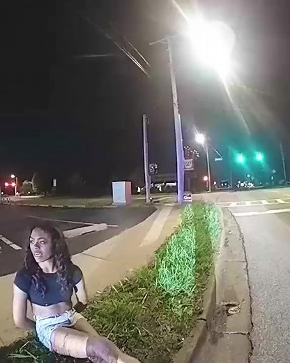 Woman Attempts to Run After DUI Arrest #cops #police #usa