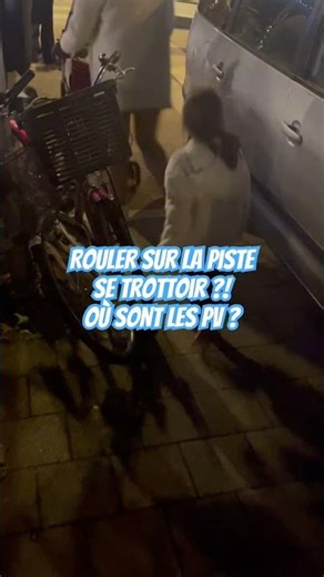 Comment se donner le droit de rouler sur le trottoir et la piste .. ? 😑 #respect #velocity