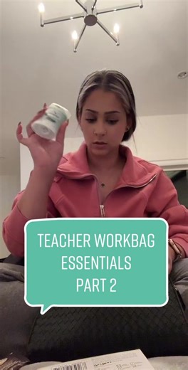 Teacher essentials for your work bag 🙌🏾 #itsagreatdaytolearn #teachertiktok #tiktokteacher #teacherbag #teacheressentials #teachers #foryoupage #elementaryschool #secondaryschool #fyp #2023 #capcut #canada #sydney #edmonton #vancouver #surrey #toronto