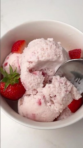best Strawberry Ice cream (from scratch)