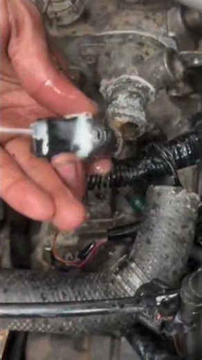 CAM sensor cleaning #totallybroken💔 #automobile #automotivetools #mechanic #youtubeshorts