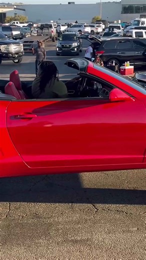 Chevy Camaro Vert on 32’s Riding