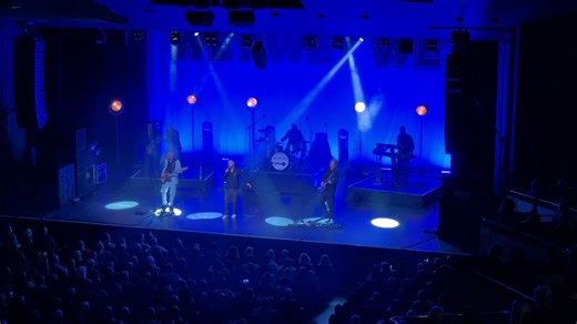 TOUR DIARY - SOUTHEND 🎥 We had a ball with the lovely crowd in the Cliffs Pavilion, thank you! #wetwetwetuk #wetwetwet #wetwetwettourdiary #wetwetwetlivein2025 #wetsontour Senbla Live Events | Wet Wet Wet