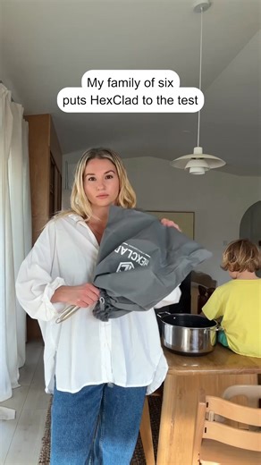 Thousands of families are switching to HexClad because it makes everyday cooking effortless and delicious. HexClad hybrid cookware combines your favorite parts of nonstick, stainless steel, and cast iron into a single pan without all of the downsides. ✔️ Nonstick surface ✔️ Free from forever chemicals ✔️ Dishwasher-safe ✔️ Sears to perfection ✔️ Oven-safe up to 900°F ✔️ Lifetime Warranty ✔️ Kid friendly stay-cool handle Upgrade today to see why HexClad has over 50k ⭐⭐⭐⭐⭐ reviews and why more tha