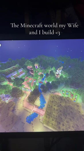 We took a lot of inspo from other build, my girl ate it up #minecraft #minecraftworld #minecraftbuild #ilovemyamazinggirlfriend #fyp