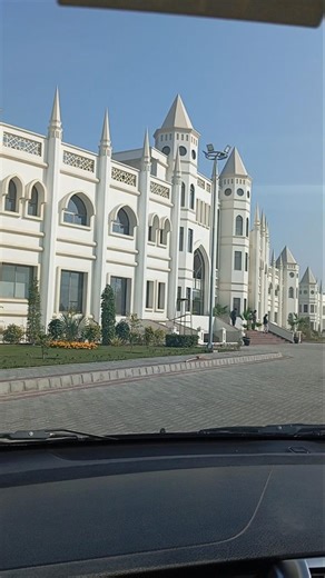 Queen's Medical College.... The cutting edge of modern, sustainable building design. Kasur Pakistan