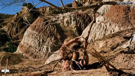 The ultimate scene you can't miss! Have you seen this movie? If so, let me know which scene was the most memorable 👇#fblifestyle #movies #horror #thriller #moviescenesf | Celepp TV