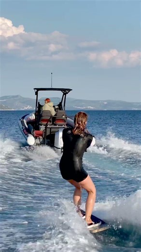 Highfield Boats x Heca Collabo Video #skate #skateboarding #wakeskate #wakeskating #motorboat