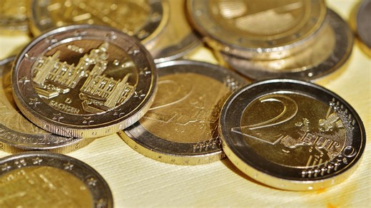 500.000 gefälschte 2-Euro-Münzen in Umlauf – so erkennen Sie das Falschgeld