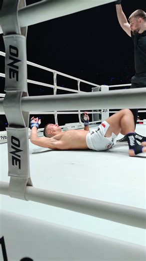 One kick changed everything ⚡️💰 Yod-IQ scores a highlight-reel head kick KO to win a US$100k contract! #ONEFridayFights137 | ONE Championship