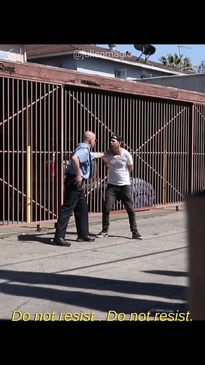 276K views · 6.3K reactions | The Police officer didn't like my magic :( How was youe day?? #police #prank #magic | Julien Magic | Facebook