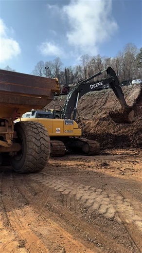 @John Deere @Topcon Positioning Systems helping make our site not only look on point but perform as it should! #fyp #cozy #excavation #dirt #generalcontractor