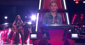 The Voice 2017 Blind Audition - Moriah Formica: "Crazy on You"