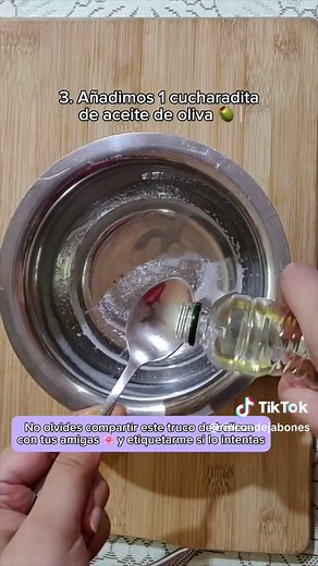 Aprende a hacer jabón de glicerina fácil y rápido