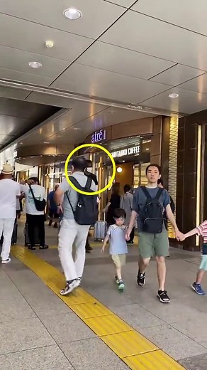 Standing Tall: Embracing My Height in Japan