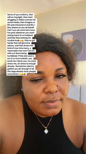 Is called social media, where you form networking, socialise with people, post ur content, to make people happy or learn a thing not a toxic place to vent ur bad training. Ndi nne genz 😂🙈