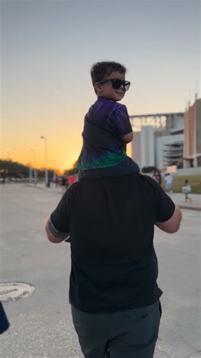 Monster Jam memories! 🤘 #monsterjam #houston #NRG #dowdpartyof4 #dowdboys #techdeckwreckdeck #sparklesmash #digatron #eltoroloco #gravedigger | Alyssa Dowd