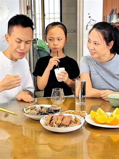 Hilarious Chinese Comedy Skits That Will Make You Laugh