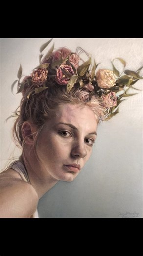 Annie Murphy-Robinson on Instagram: "Here’s a bit of information on how to start a sanded charcoal piece on toned paper. For those of you who have either raked my charcoal sanding or pastel sanding class this is all you’ll need! ( and your own photo!) happy sanding Saturday! #pastel #drawing #freetutorial"