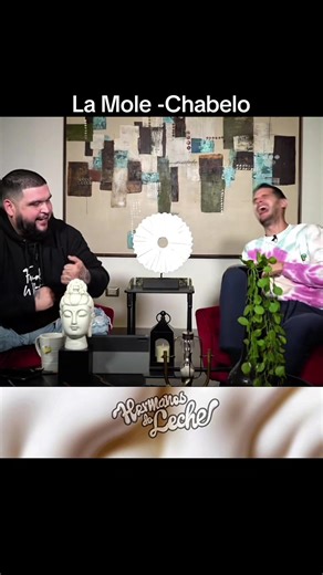 Mole-Chabelo 🤣😂 #hermanosdeleche #adrianmarcelo #lamolechida #jajaja #chabelo
