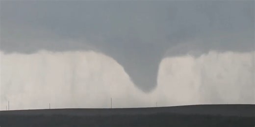 Dangerous storms bring tornadoes, damaging wind, hail to northern US