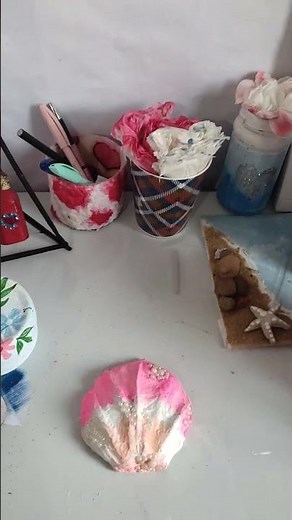 I Tried DIY Seashell Acrylic Art