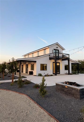 Discover Our New Barn Wedding Venue in California