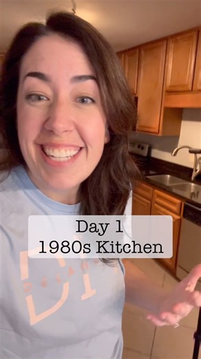 Welcome to the start of my cousin’s $1,000 kitchen makeover! 🎉 This 1980s kitchen is ready for a fresh, modern glow-up, and we’re kicking things off by cleaning and scuff-sanding all the cabinet doors before we paint them. This part isn’t glamorous, but it’s SO important to make sure the paint sticks and lasts for years to come. No shortcuts here! Good thing we recruited our family to help! 🛠️ Stick around to see how we transform this space with DIY projects, a $1,000 budget, and a lot of team