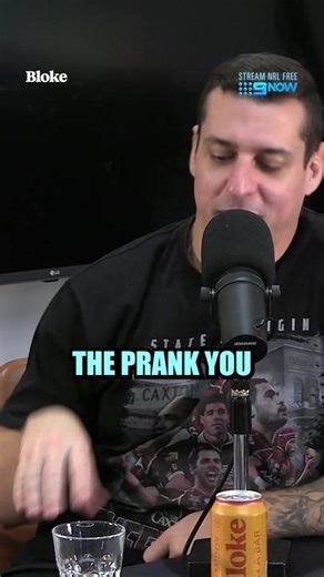 When James Bracey and the Channel 9 team stitched up JT on April Fools Day 🤣 // #blokeinabar - Stream NRL games for free on 9Now. For the most free coverage in 2023 head to @NRL on Nine and @9Now 🏉 // #blokeinabar