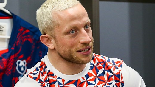 Watch Max Lahiff's 'utterly mad' viral interview and bonkers neck exercise