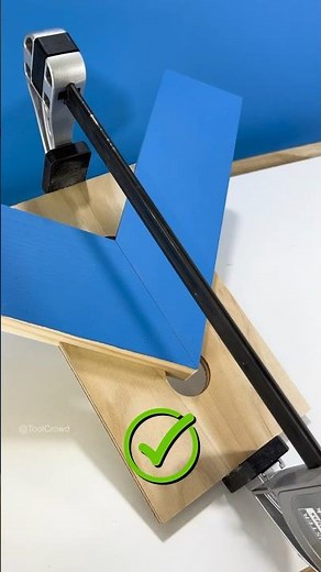 Handy DIY Right-Angle Clamp: Easy Homemade Tool for Perfect 90-Degree Joints
